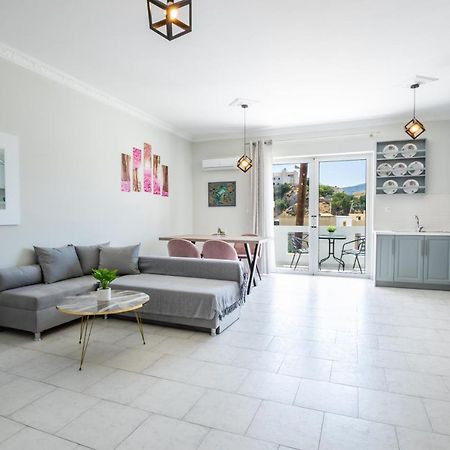 Lilis Apartment 3 Karpathos Ngoại thất bức ảnh