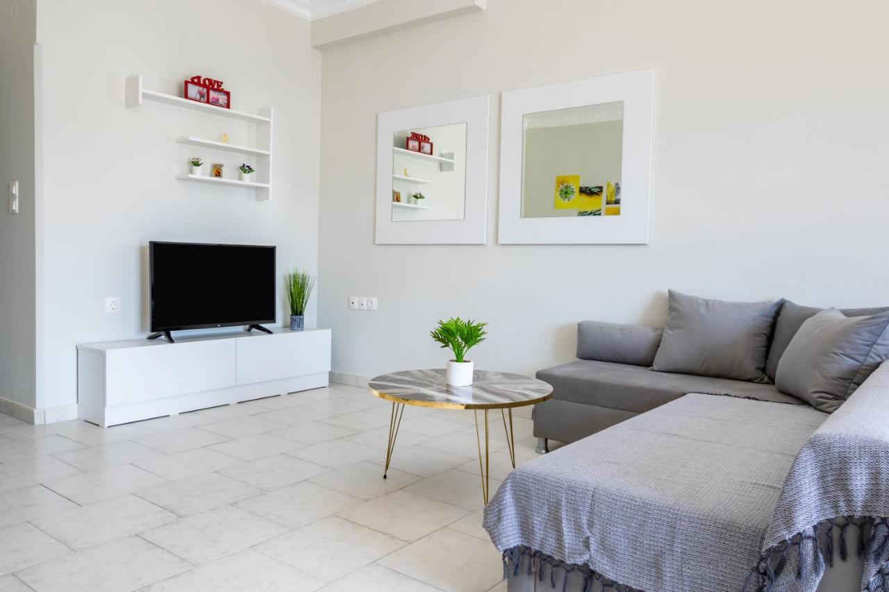 Lilis Apartment 3 Karpathos Ngoại thất bức ảnh